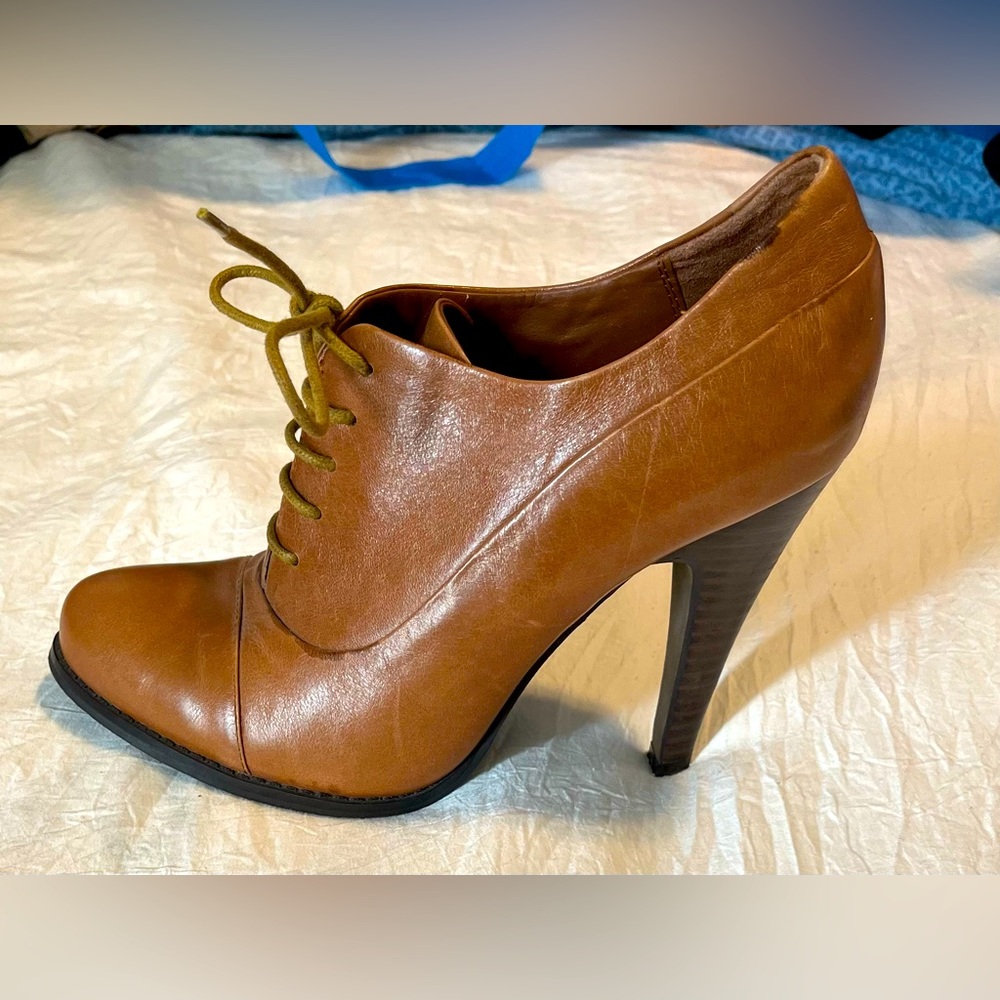 ALDO leather oxfords pumps
